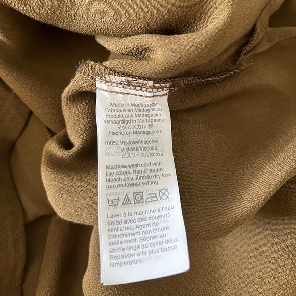 Madewell Getaway Oversized Button-Down Shirt. Size XS. Color Asparagus. - Picture 10 of 10